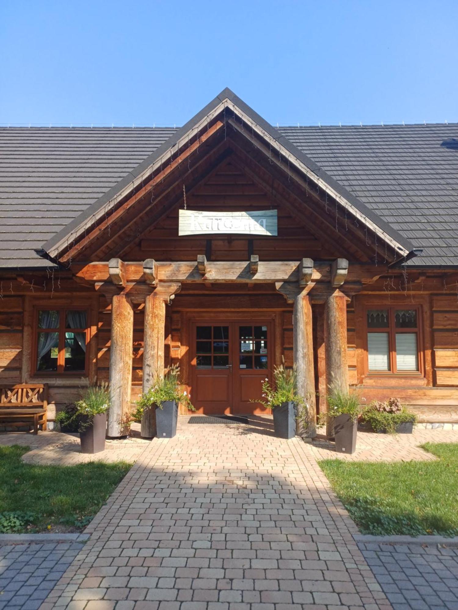 Hotel I Restauracja Borowianka Ostrów Wielkopolski Eksteriør billede